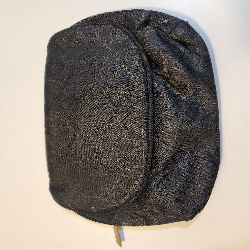 Princess Marcela Borchese Black Quilted Cosmetic Pouch With Mirror - Picture 4 of 11